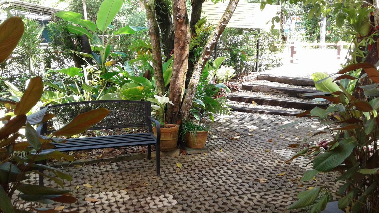 AT Bangsak Resort Khao Lak Exterior foto