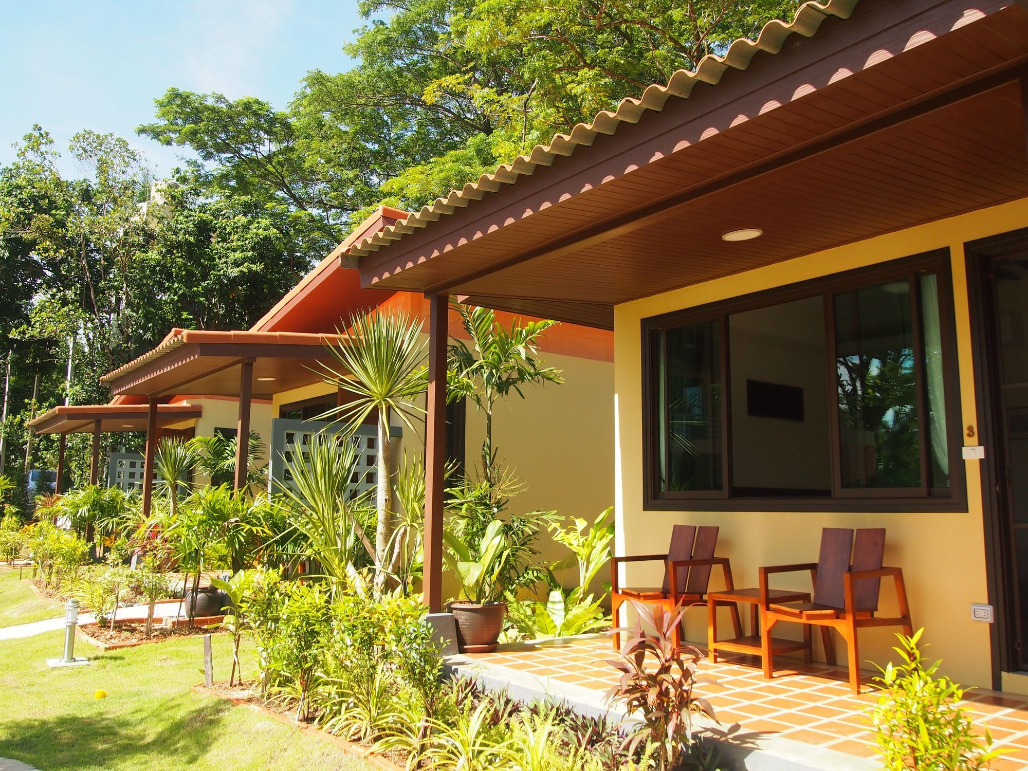 AT Bangsak Resort Khao Lak Exterior foto
